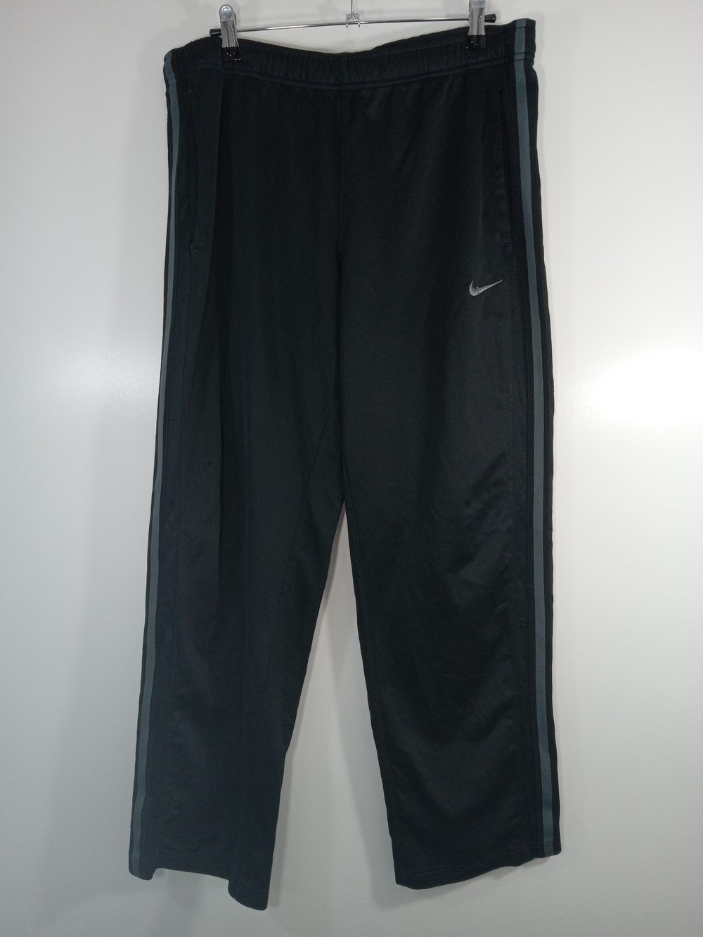 Nike Men’s Black Track Pants with Side Stripes